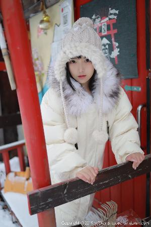 午夜免费视频